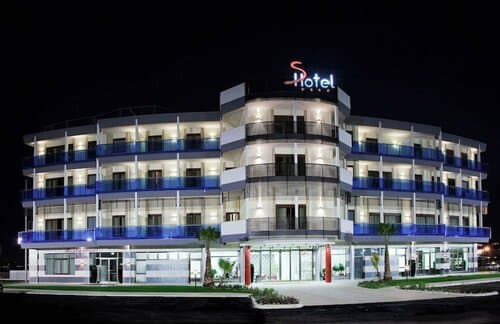 Внешний вид отеля SHotel