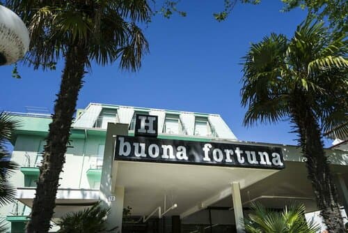 Внешний вид отеля Hotel Buonafortuna в Беллария-Иджеа-Марине