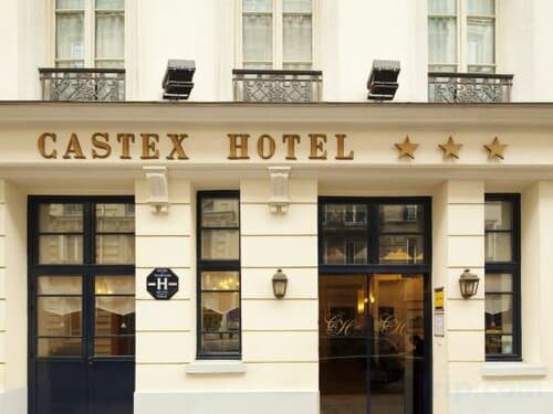 Внешний вид отеля Hôtel Castex в Квартале Арсенале