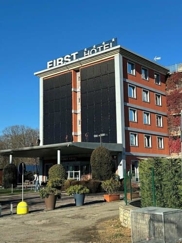 Внешний вид отеля First Hotel Malpensa