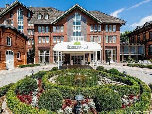 Внешний вид отеля Dorint Herrenkrug Parkhotel Magdeburg