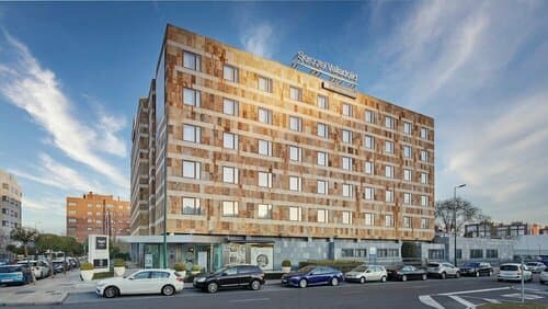 Внешний вид отеля Sercotel Valladolid в Вальядолиде