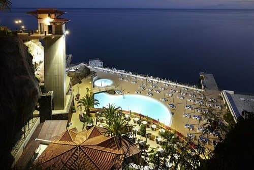 Внешний вид отеля The Cliff Bay