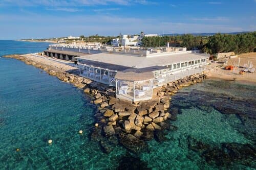 Внешний вид отеля La Peschiera в Монополях