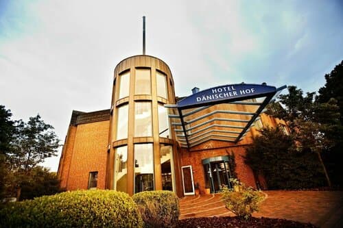 Внешний вид отеля Hotel Dänischer Hof Altenholz by Tulip Inn