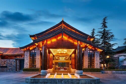 Внешний вид отеля InterContinental Lijiang Ancient Town Resort, an Ihg Hotel