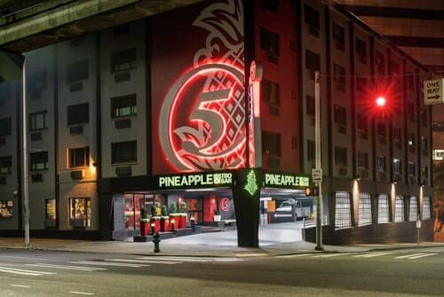Внешний вид отеля Staypineapple, Hotel Five, Downtown Seattle в Сиэтле