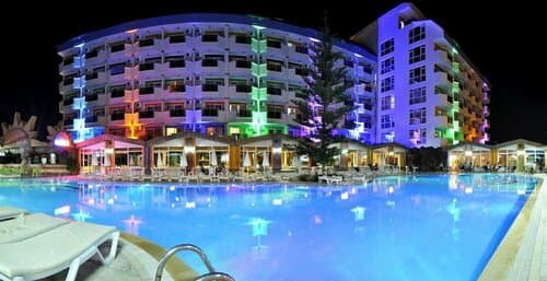 Внешний вид отеля First Class Hotel