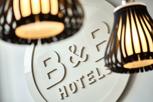 Внешний вид отеля B&b Hotel Paris 17 Batignolles в Квартире дезе Батиньоле