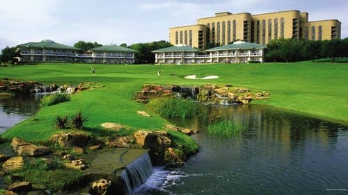 Внешний вид отеля Four Seasons Hotel Sydney в Сиднее