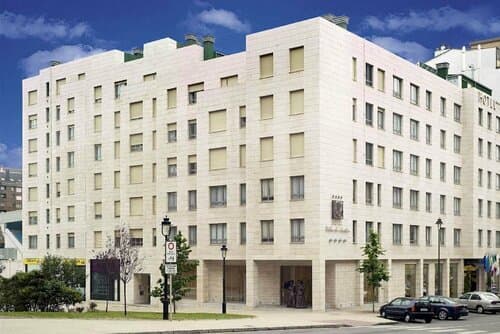 Внешний вид отеля Oca Villa de Avilés Hotel в Авилесе