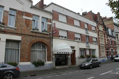 Внешний вид отеля Hôtel Joly в Норе