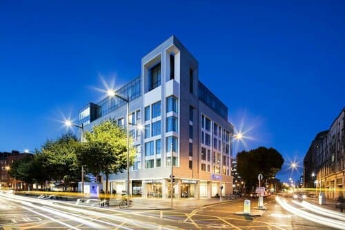Внешний вид отеля Holiday Inn Express Dublin City Centre