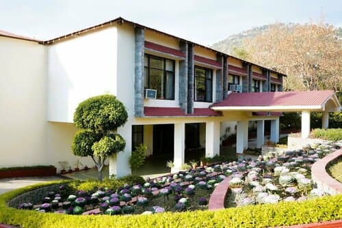 Внешний вид отеля Country Inn Nature Resort Bhimtal