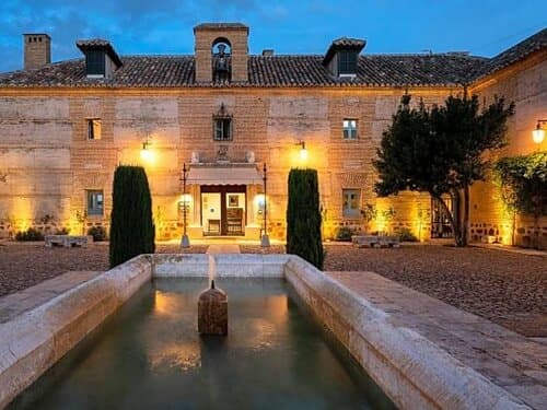 Внешний вид отеля Parador de Almagro в Альмагре