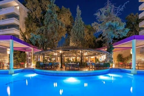 Внешний вид отеля Dionysos Hotel