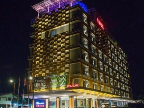 Внешний вид отеля Hotel Labuan Point