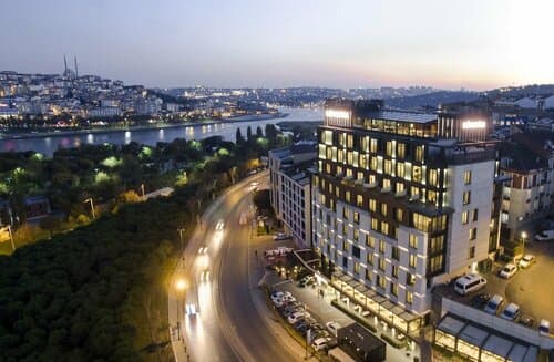 Внешний вид отеля Mövenpick Hotel Istanbul Golden Horn