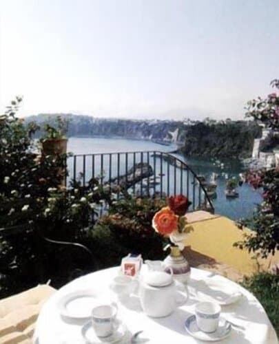 Внешний вид отеля Hotel La Casa sul Mare
