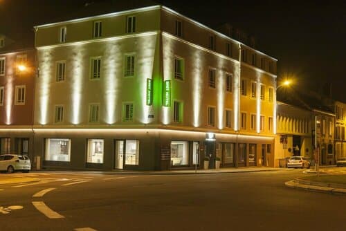 Внешний вид отеля Brit Hotel Mâcon Centre Gare