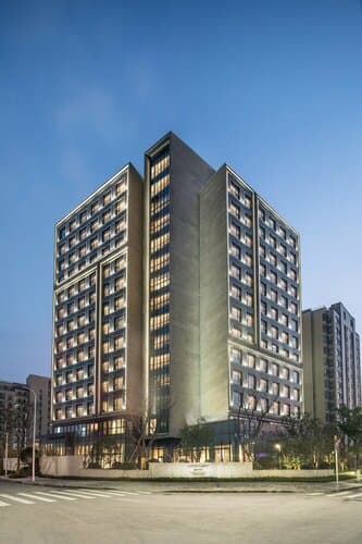 Внешний вид отеля Courtyard by Marriott Shanghai Hongqiao