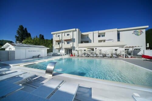 Внешний вид отеля Love Boat