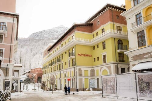 Внешний вид отеля Movenpick Krasnaya Polyana в Эстосадке