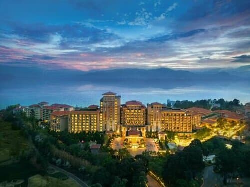 Внешний вид отеля Hilton Yuxi Fuxian Lake