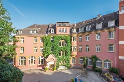 Внешний вид отеля Hotel Oranien Wiesbaden