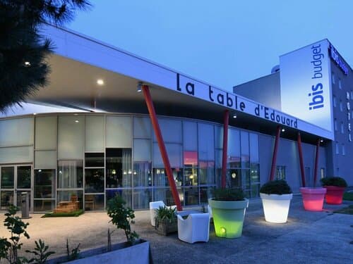 Внешний вид отеля ibis budget Nantes Rezé Airport в Резе