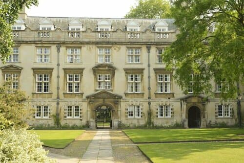 Внешний вид отеля Christs College Cambridge