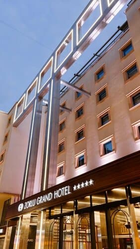 Внешний вид отеля Zorlu Grand Hotel