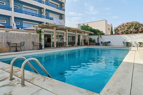 Внешний вид отеля Hôtel les Sables