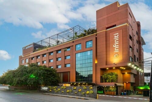 Внешний вид отеля Infiniti Hotel & SPA