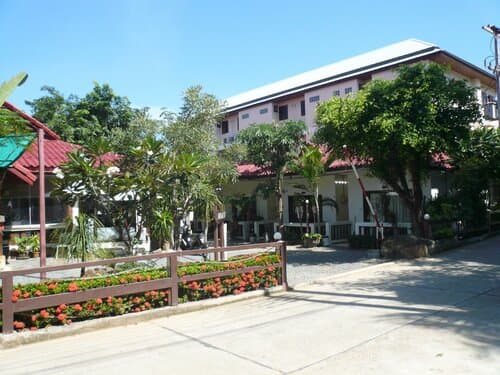 Внешний вид отеля Baan Lamai Resort в Ламае