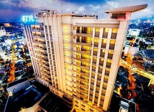 Внешний вид отеля Grand Dafam Braga Bandung в Бандунге