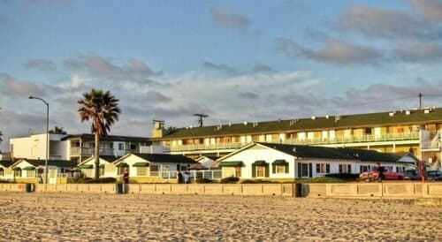 Внешний вид отеля The Beach Cottages в Сан-Диего