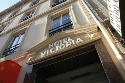 Внешний вид отеля Hotel Victoria в Трибунал-Гар-Порте де Ширмеке