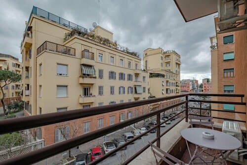 Внешний вид отеля Damiani & Sister Guest House