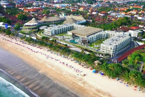 Внешний вид отеля Sheraton Bali Kuta Resort в Районе Куте