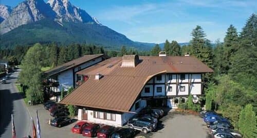 Внешний вид отеля Hotel Quellenhof