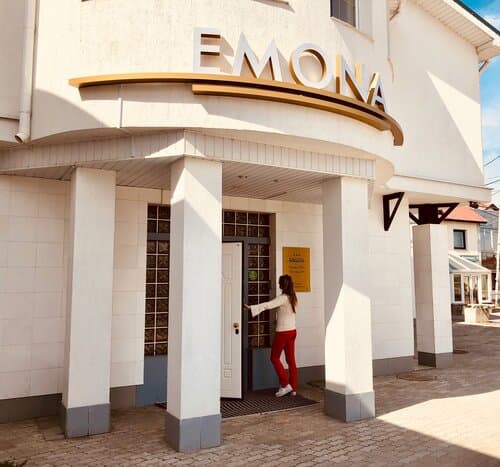 Внешний вид отеля Эмона