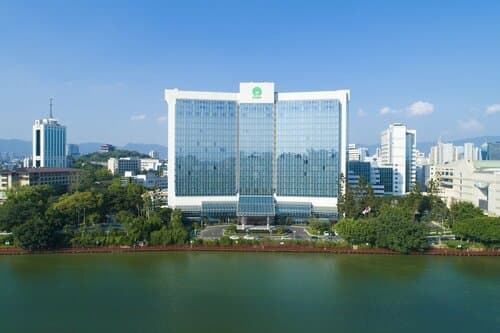Внешний вид отеля Fuzhou Lakeside Hotel