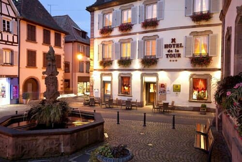 Внешний вид отеля Hotel de la Tour в Верхнем Рейне