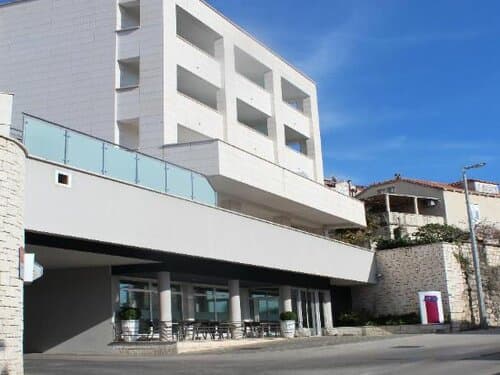 Внешний вид отеля Berkeley Hotel