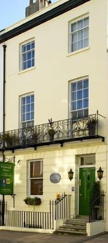 Внешний вид отеля Westwood Guest House