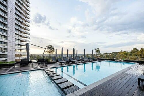 Внешний вид отеля @Sandton Hotel