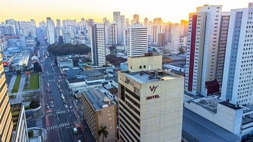 Внешний вид отеля Victoria Villa Curitiba в Куритибе