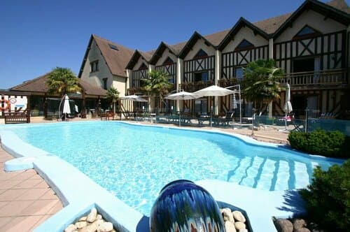 Внешний вид отеля Le Clos Deauville Saint-Gatien