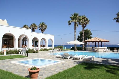 Внешний вид отеля Andromeda Hotel Apartments